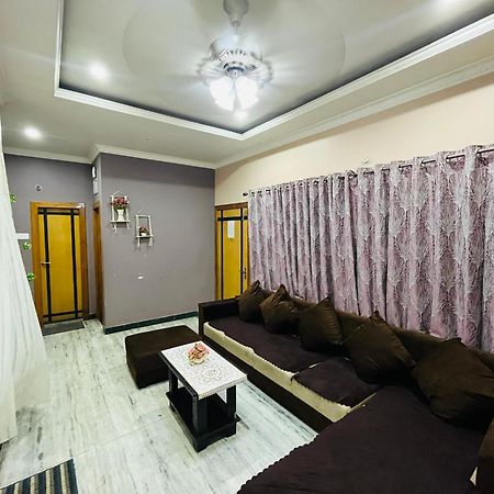The Q3 Inn Guwahati Eksteriør bilde