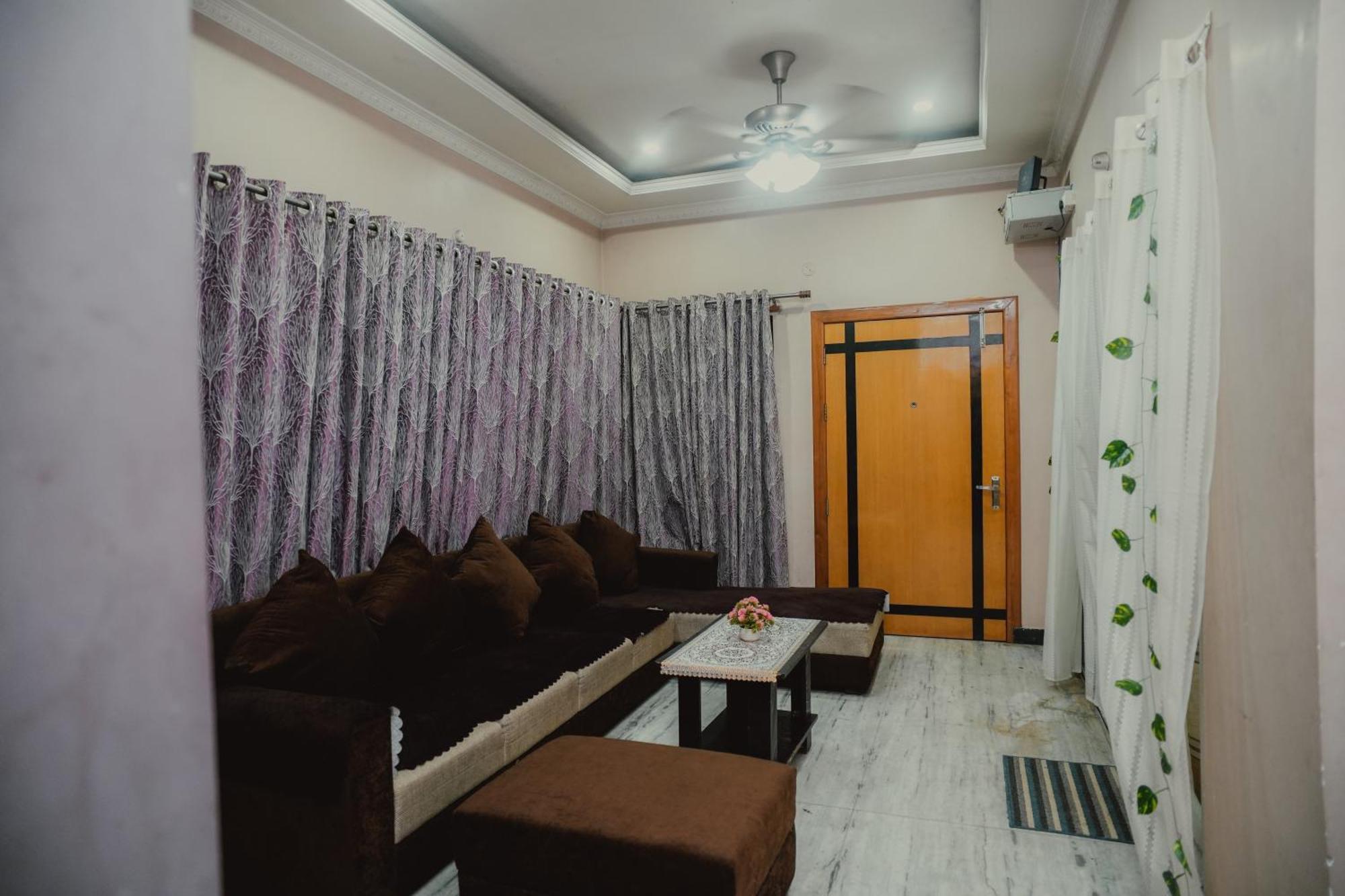 The Q3 Inn Guwahati Eksteriør bilde